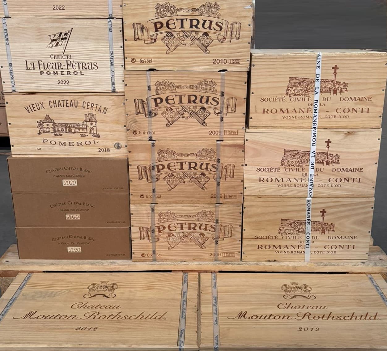 Palette de caisses de vin